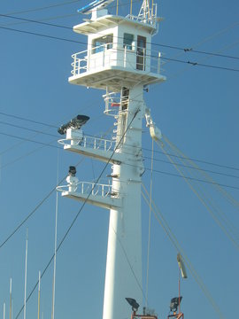 ferry boat for transport. Bote de transporte 