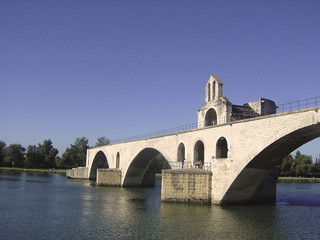 Fototapeta na wymiar Pont Saint-Benezet