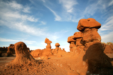 Fototapeta na wymiar Niesamowite formacje skalne Gobliny Park, Utah