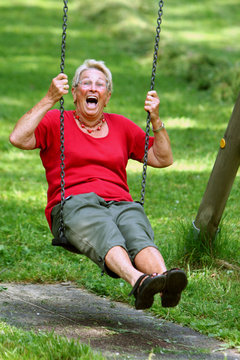 Gl&uuml;ckliche Seniorin