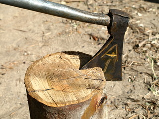couper du bois