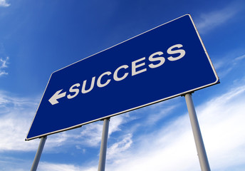Success road sign 
