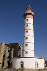 Fototapeta na wymiar phare saint mathieu