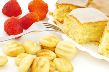 Breakfast cake composition