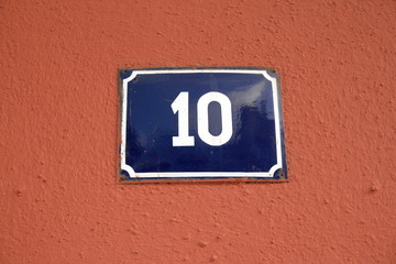 Placa n&uacute;mero 10