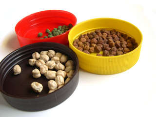 Tricolor Chick Peas in Tricolor Caps Side View 3