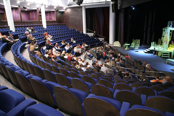 people in the theatre