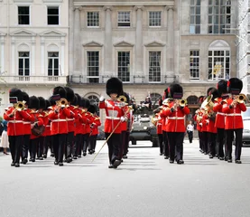 Deurstickers Coldstream Guards marcheren in Londen © Chris Lofty