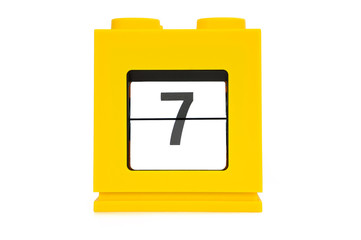 date calendar with yellow