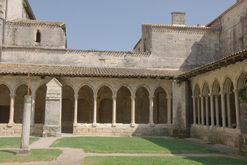 Le cloître