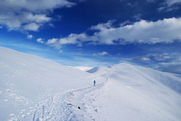 Fototapeta na wymiar High snow mountain