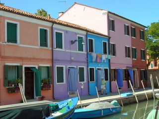 Fototapeta na wymiar Burano kolorowe domy