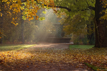 Herbst in Dresden - Mosaikbrunnen