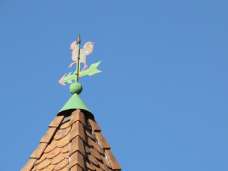 1080399 coq au clocher © Dominique BIDON