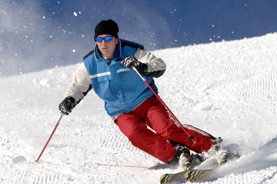 skiing