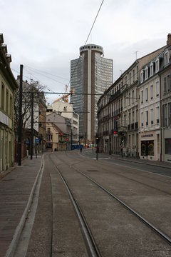 Mulhouse - Avenue Kennedy Et Tour De L'Europe (Alsace)