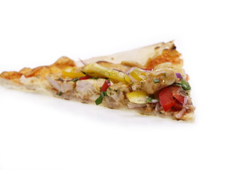 pizza mit hühnchen und paprika
