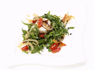 ruccola salat mit ziegenkäse