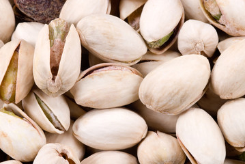 fresh pistachio nuts