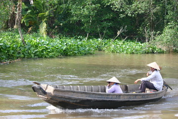 Barque sur le Mekong Marché flottant