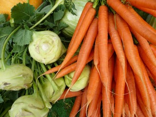 Möhren und Kohlrabi
