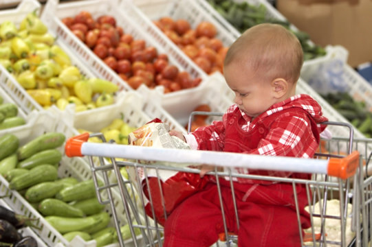 baby in supermarket