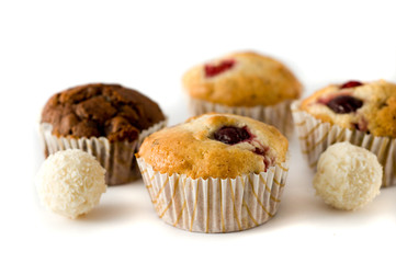 Muffins with coconut balls