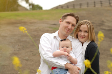 Fototapeta premium Family in a meadow
