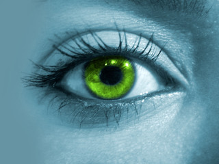 occhio 3 verde