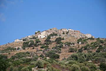 Fototapeta na wymiar Village de Sant'Antonino en Corse