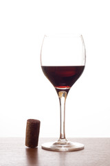 vin rouge et bouchon