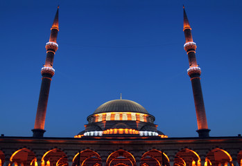 a night view of Blue Mosque when its lights are turned on