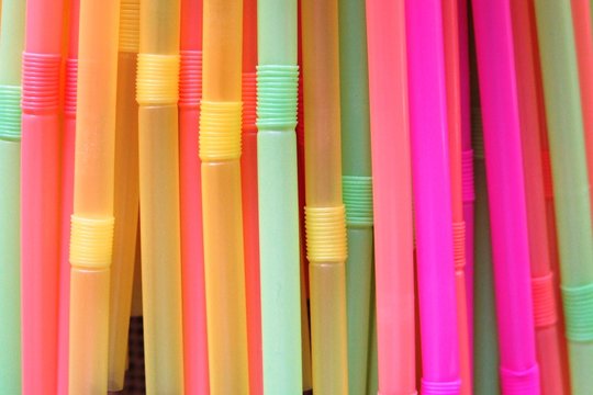Strohhalm,paille,cannucia,canudo