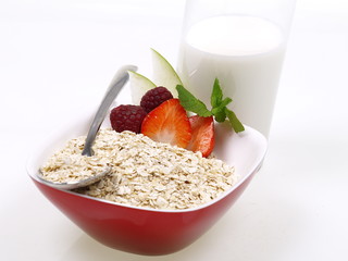 haferflocken frühstück mit milch