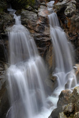 Fototapeta na wymiar river waterfall in the portuguese national park