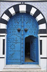 Gordijnen blue door - sidi bou saïd - tunisia - north africa © KaYann