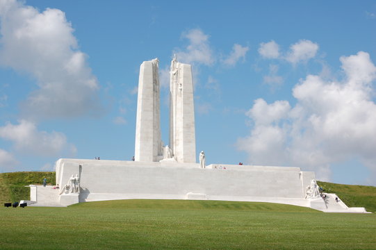 vimy monument aux morts