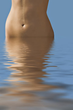 Ragazza in acqua 