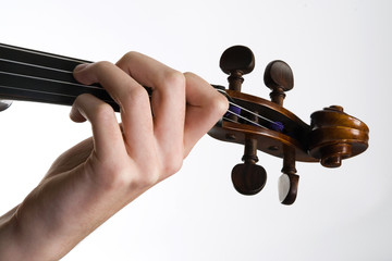 Fingering violinist