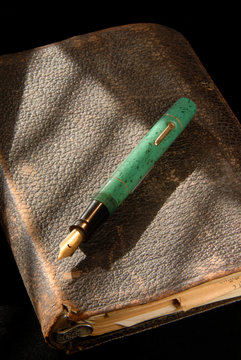 Vintage Fountain Pen And Old Notebook Looseleaf Binder