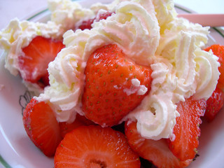 Erdbeeren mit Sahne