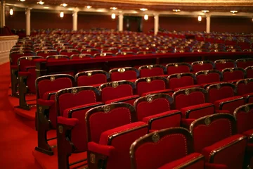 Cercles muraux Théâtre Classical theatre interior with red seat and number