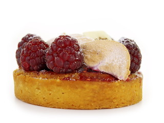 himbeer mousse tarteletts mit baiser