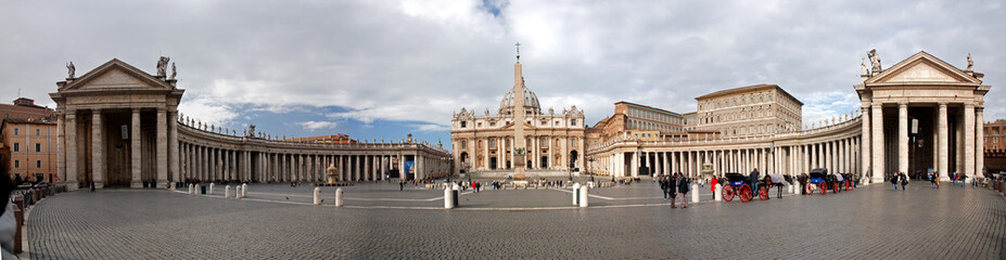 Fototapeta na wymiar Plac Świętego Piotra