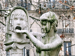 Bouche de la vérité, Jardin du Luxembourg, Paris