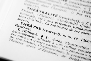 th&eacute;&acirc;tre