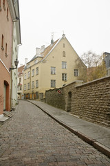 Fototapeta na wymiar Ulica miasta Tallinn