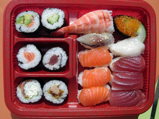 plateau de sushis