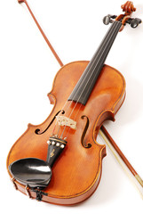 Fototapeta na wymiar Violine und Bogen