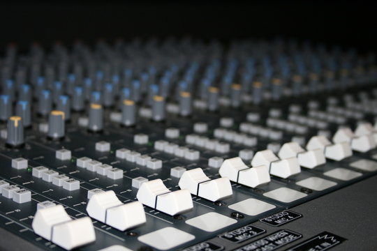 studio audio mixer